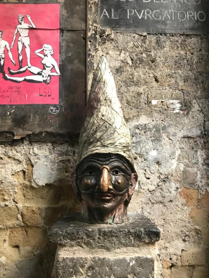 Arianiello Suite A Due Passi Dal Cristo Velato Napoli Bagian luar foto