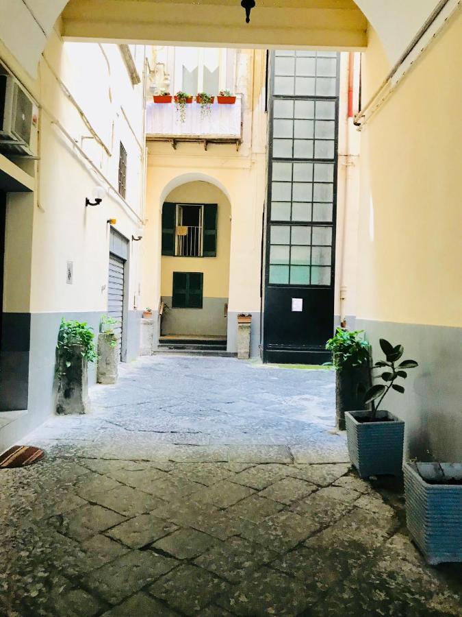 Arianiello Suite A Due Passi Dal Cristo Velato Napoli Bagian luar foto