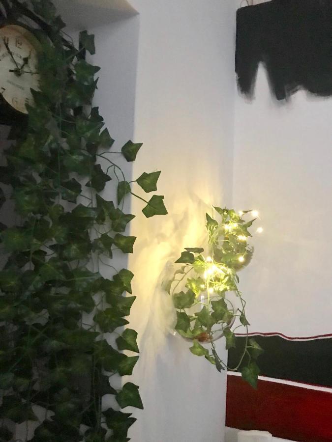 Arianiello Suite A Due Passi Dal Cristo Velato Napoli Bagian luar foto